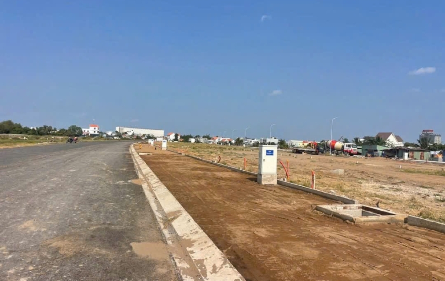 2nền MT ĐT830E khu tái định cư Thanh Phú 100HA liền kề trung tâm B.Lức