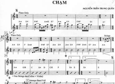 Chạm sheet nhạc đệm