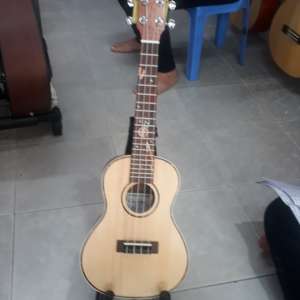 MSP : BTT29 Ukulele Cordoba.