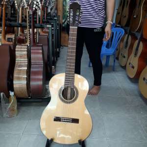 MSP: BTT21 Guitar mini gỗ Cẩm